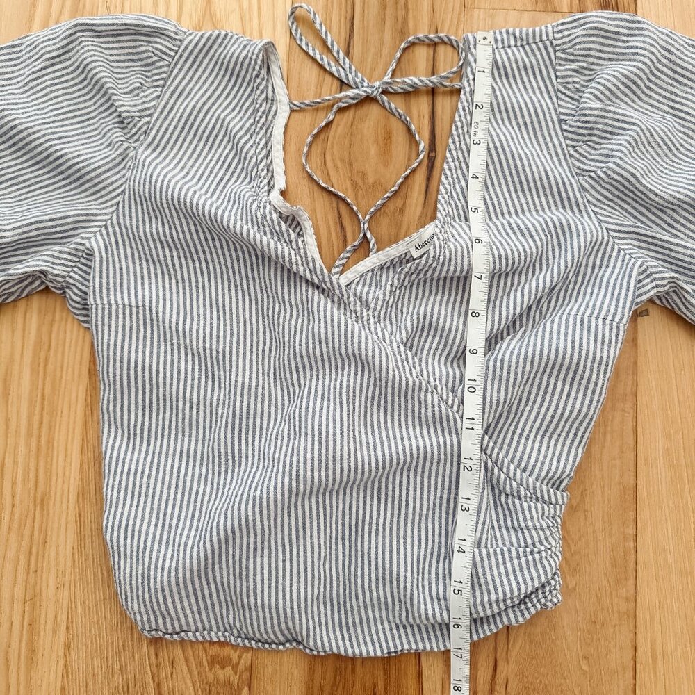 Abercrombie & Fitch Striped Linen Wrap Crop Top | Puff Sleeve | Smocked Back | S - Picture 11 of 12